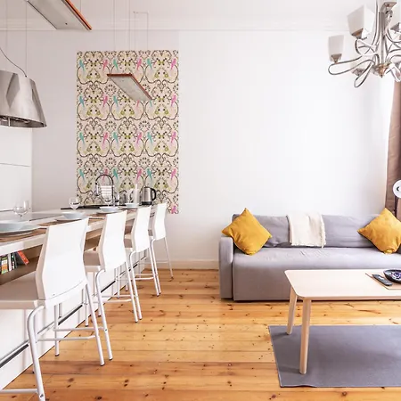 Design Meets Comfort - Embassy Area - By Innorental * Ρίγα